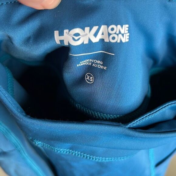 Hoka One One Performance Crop Tight blue NWT - Picture 5 of 7